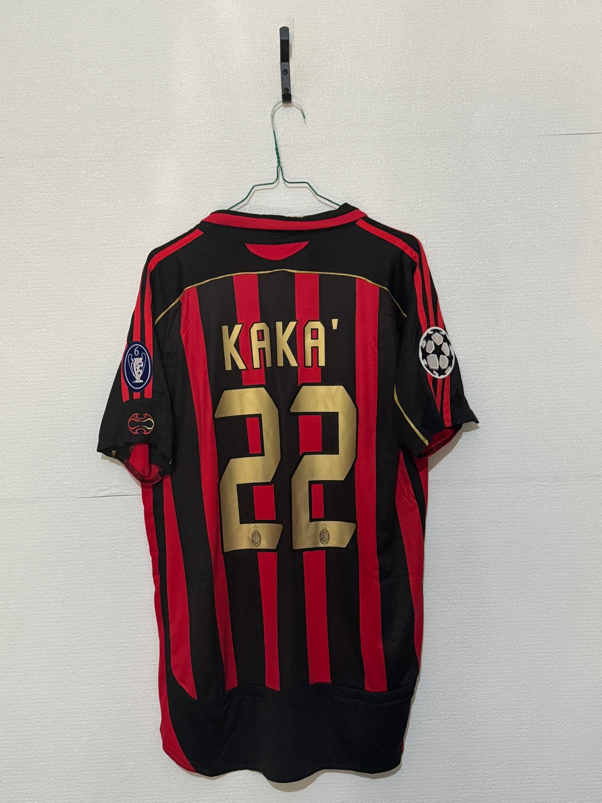 Kaká #22 AC Milan Jersey – Champions League Edition – Camel Kits
